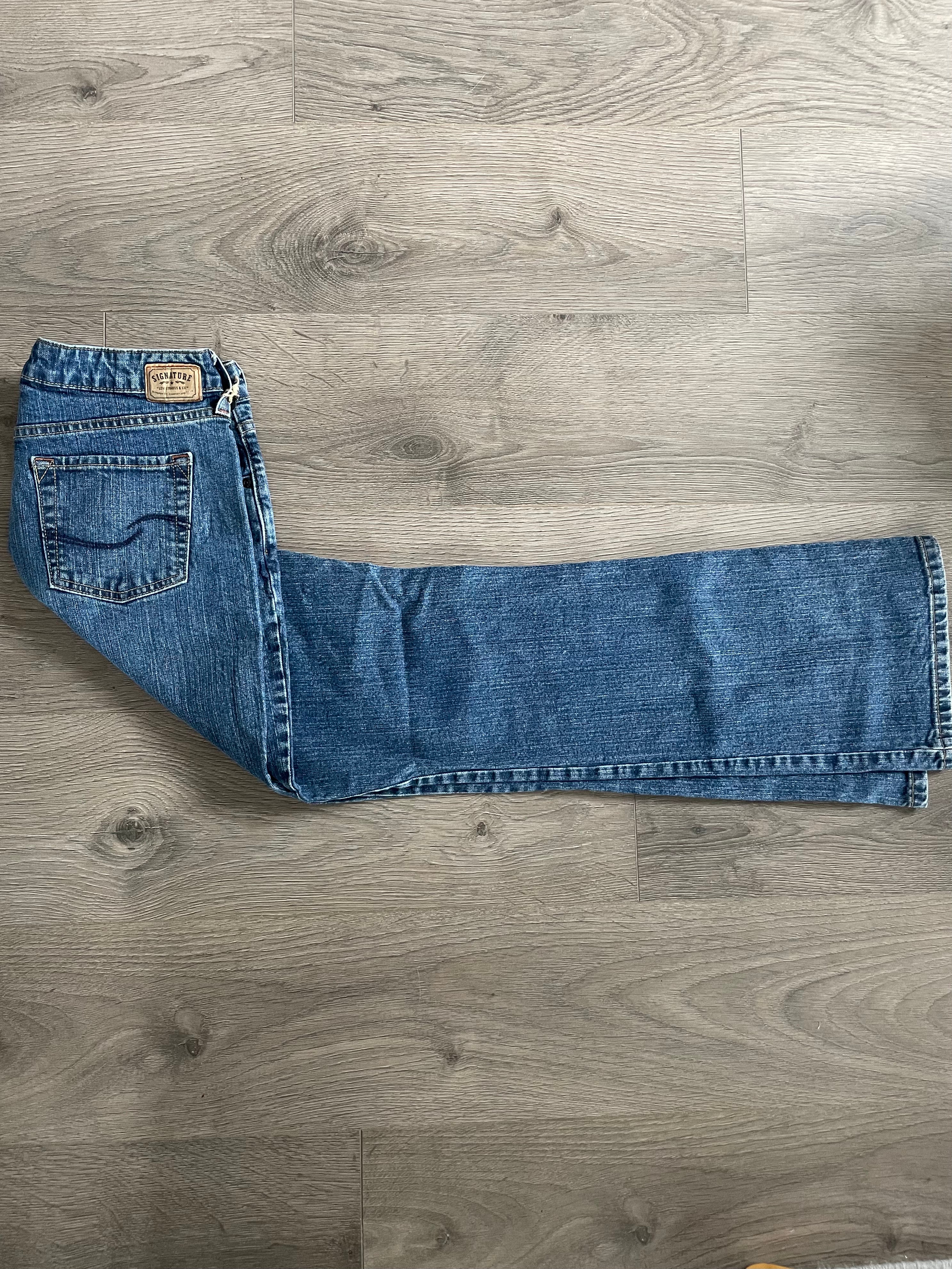 Vintage Levi's Mid Rise Bootcut, Blue, W32, L32