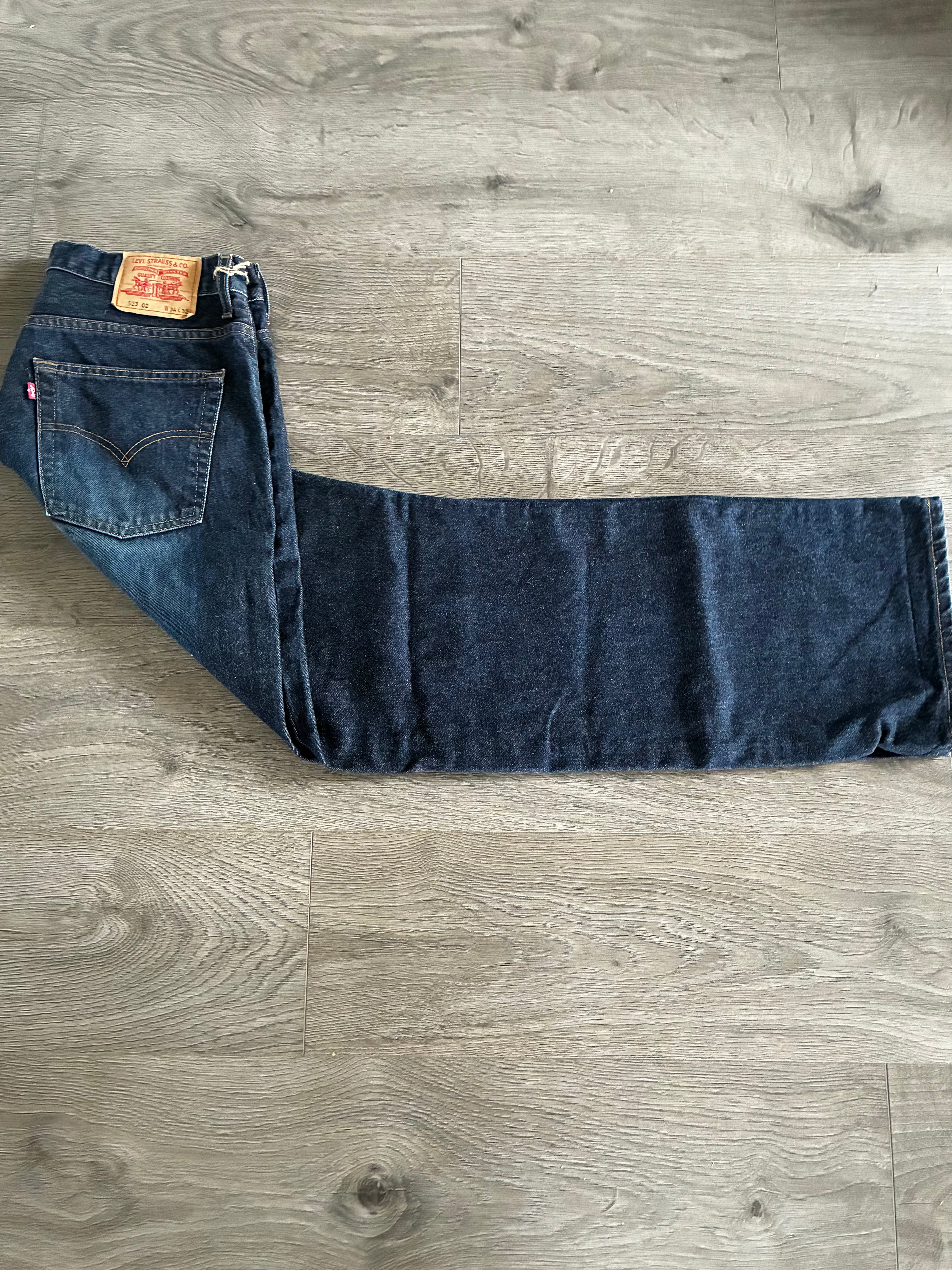 Vintage Levi's 523, Dark Blue, Label - W34, L32 Actual Size - W34, L33