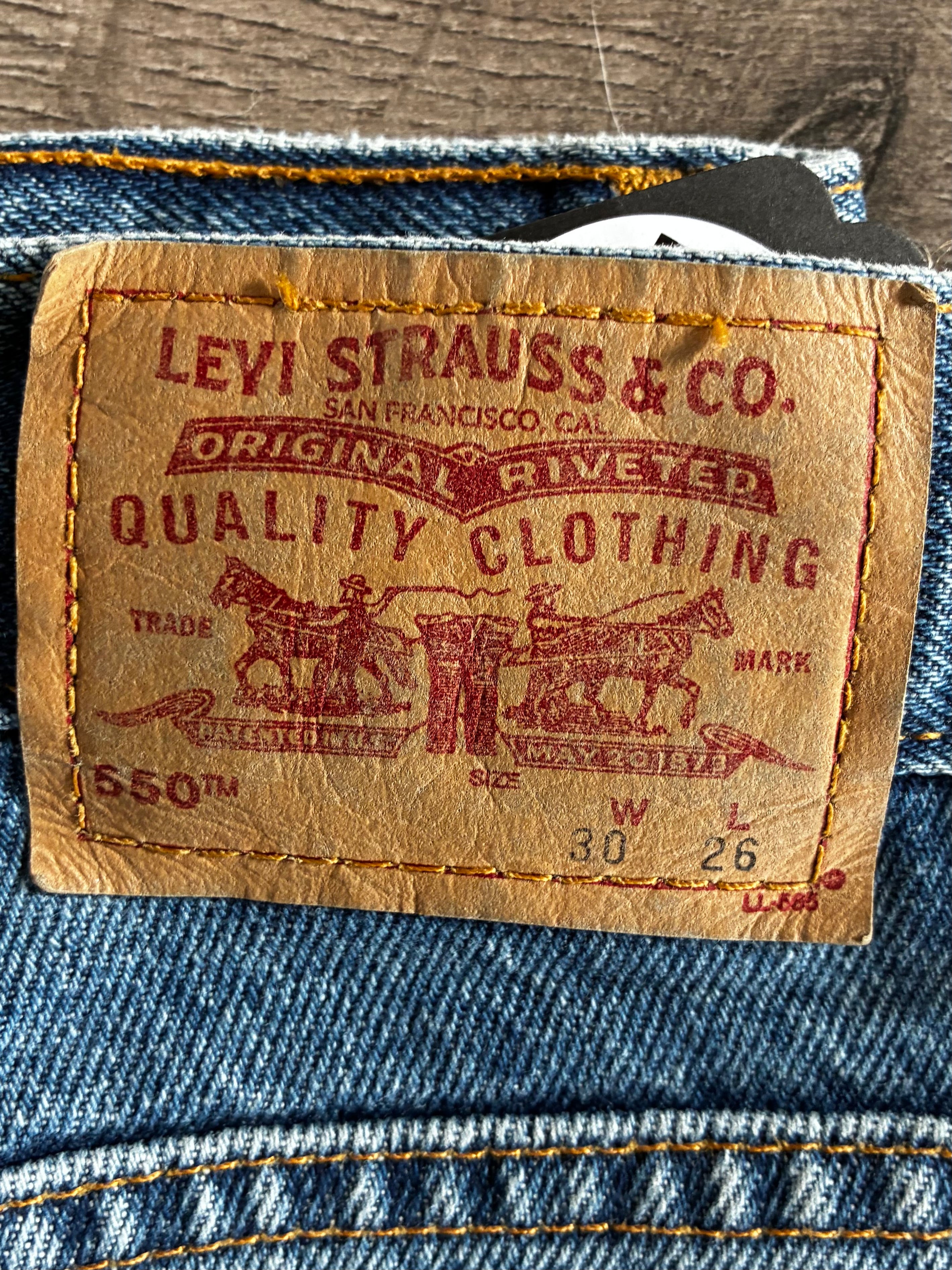 Vintage Levi's 550, Blue, Label - W30, L26 Actual Size - W31, L27