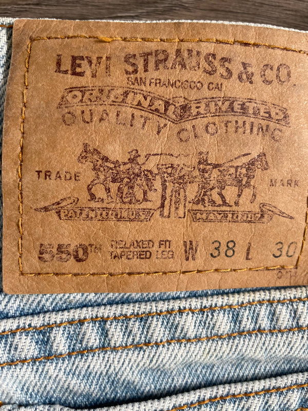 Vintage Levi's 550, Light Blue, Label - W38, L30 Actual Size - W38, L31