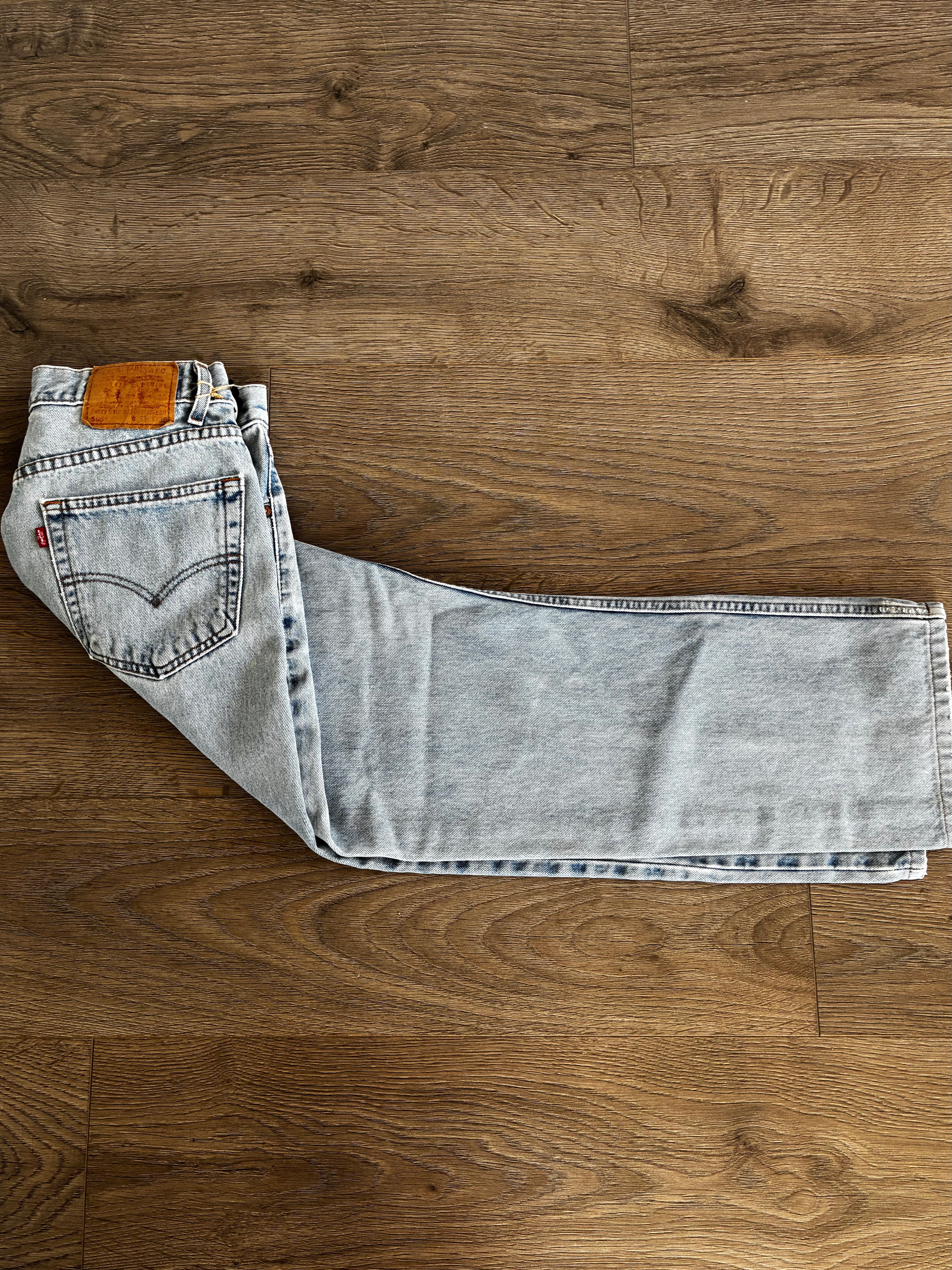 Vintage Levi's 505, Light Blue, Label - W33, L30, Actual Size - W33, L27