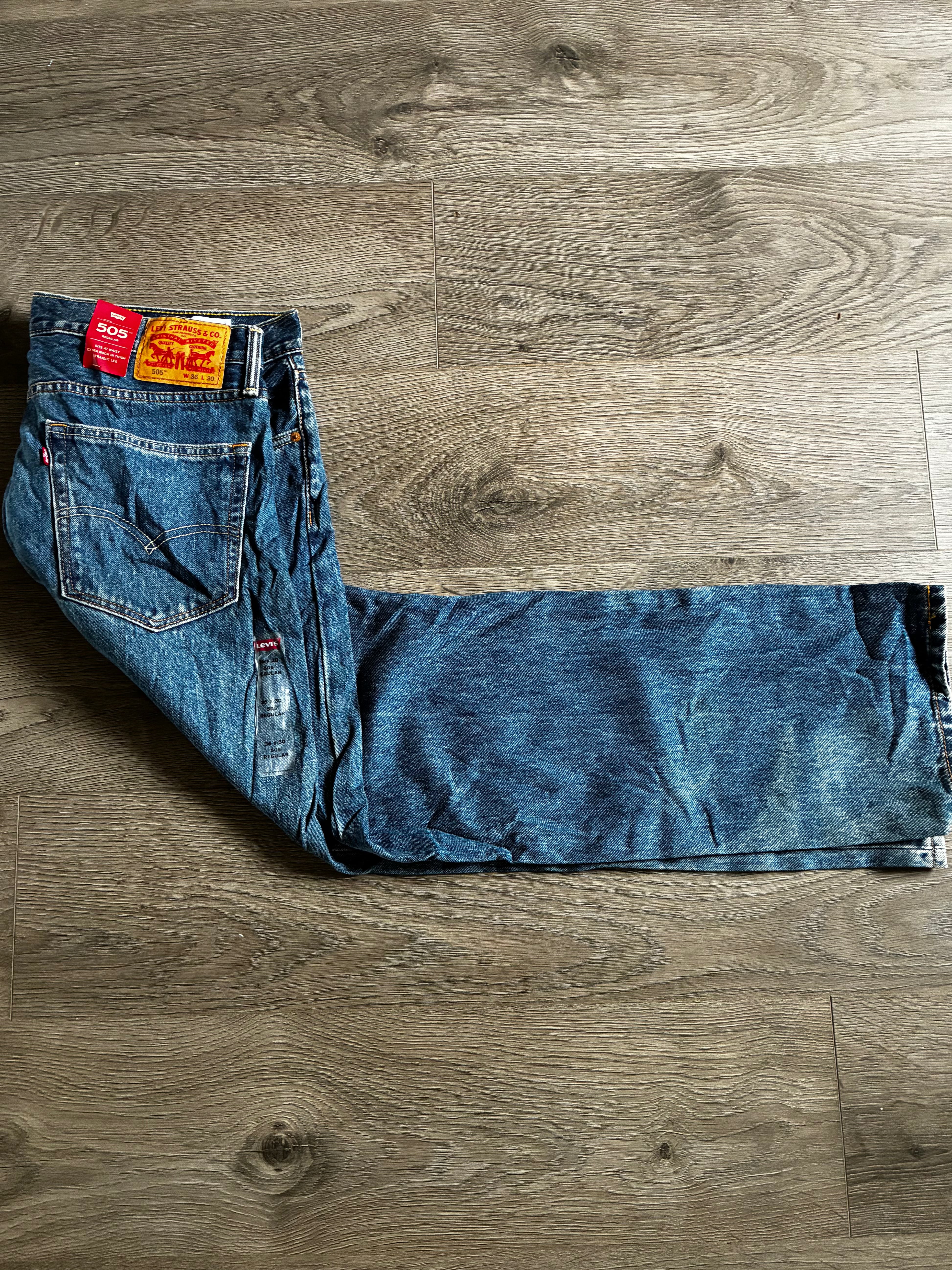 Vintage Levi's 505, Dark Blue, W37, L30