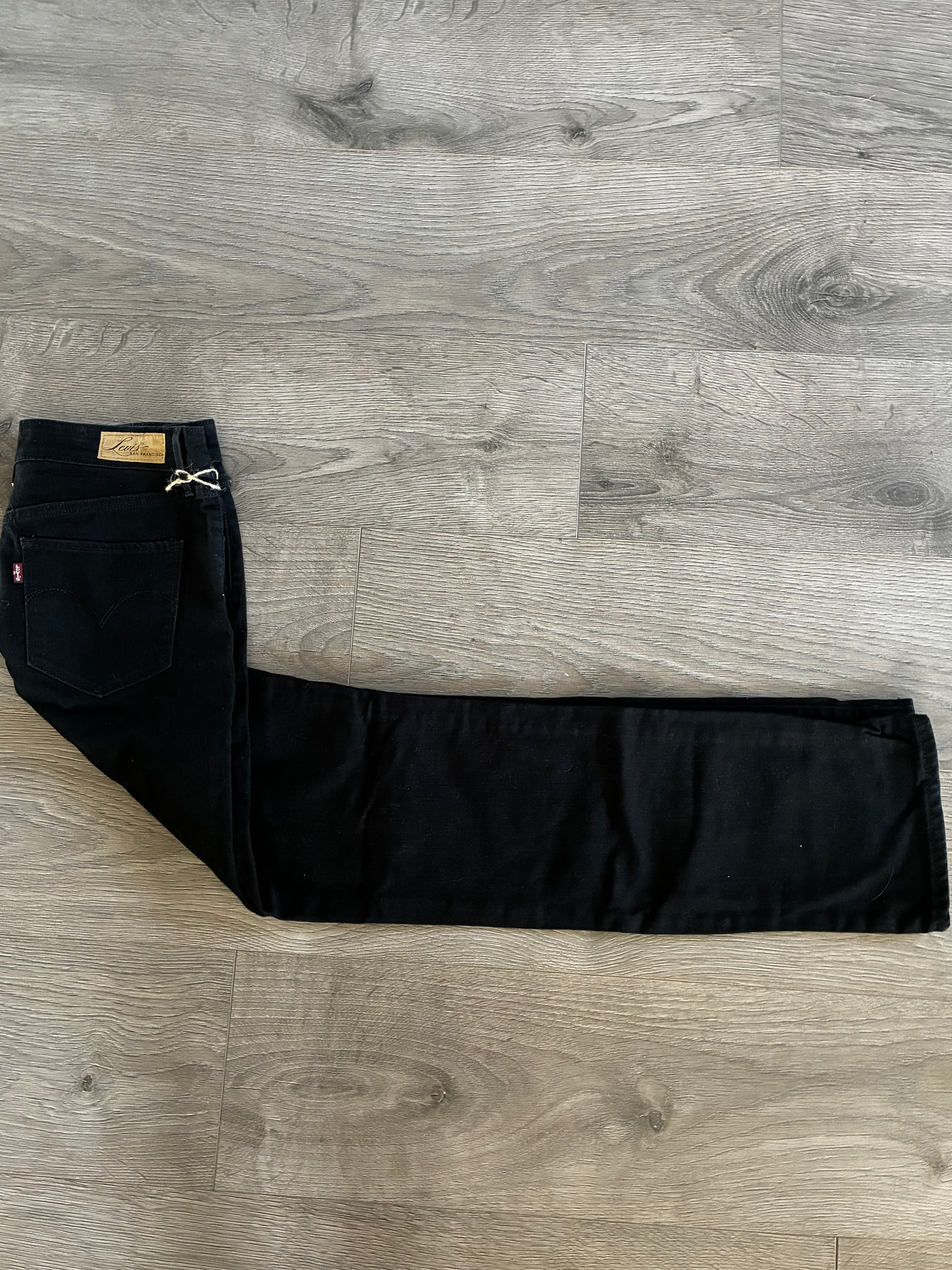 Vintage Levi's , Demi Curve, Black, W30, L32