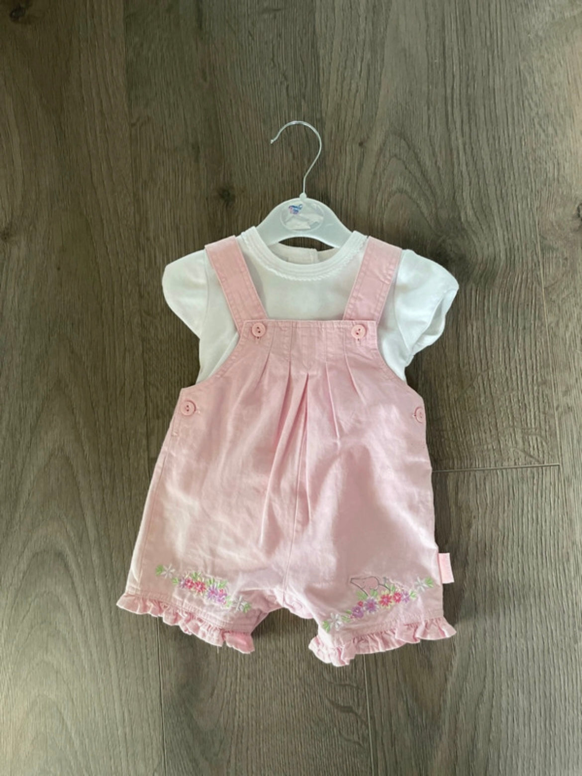 Pink dungarees with white t shirt (up to 1 month)