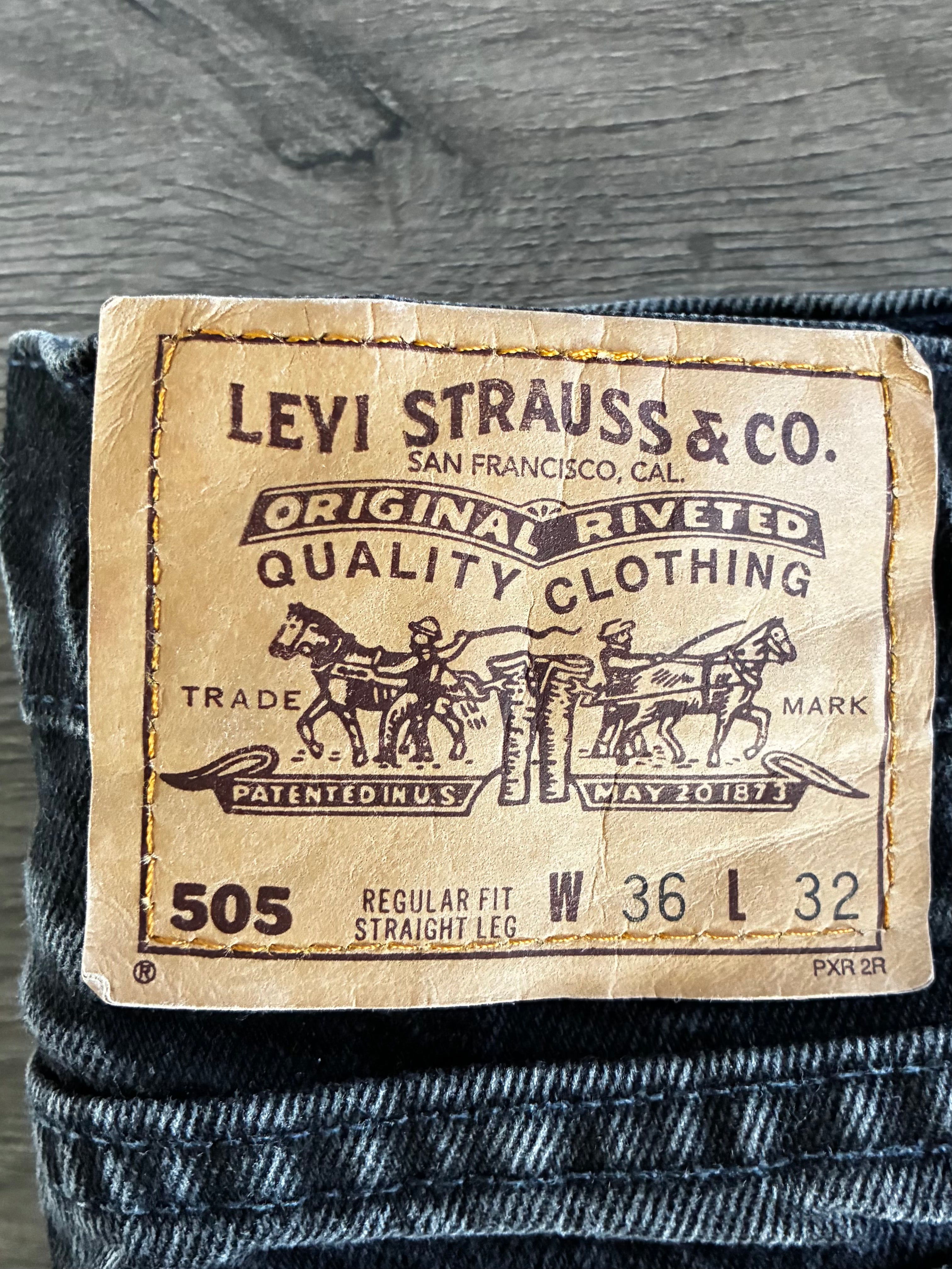 Vintage Levi's 505, Black, Label - W36, L32, Actual Size - W36, L34