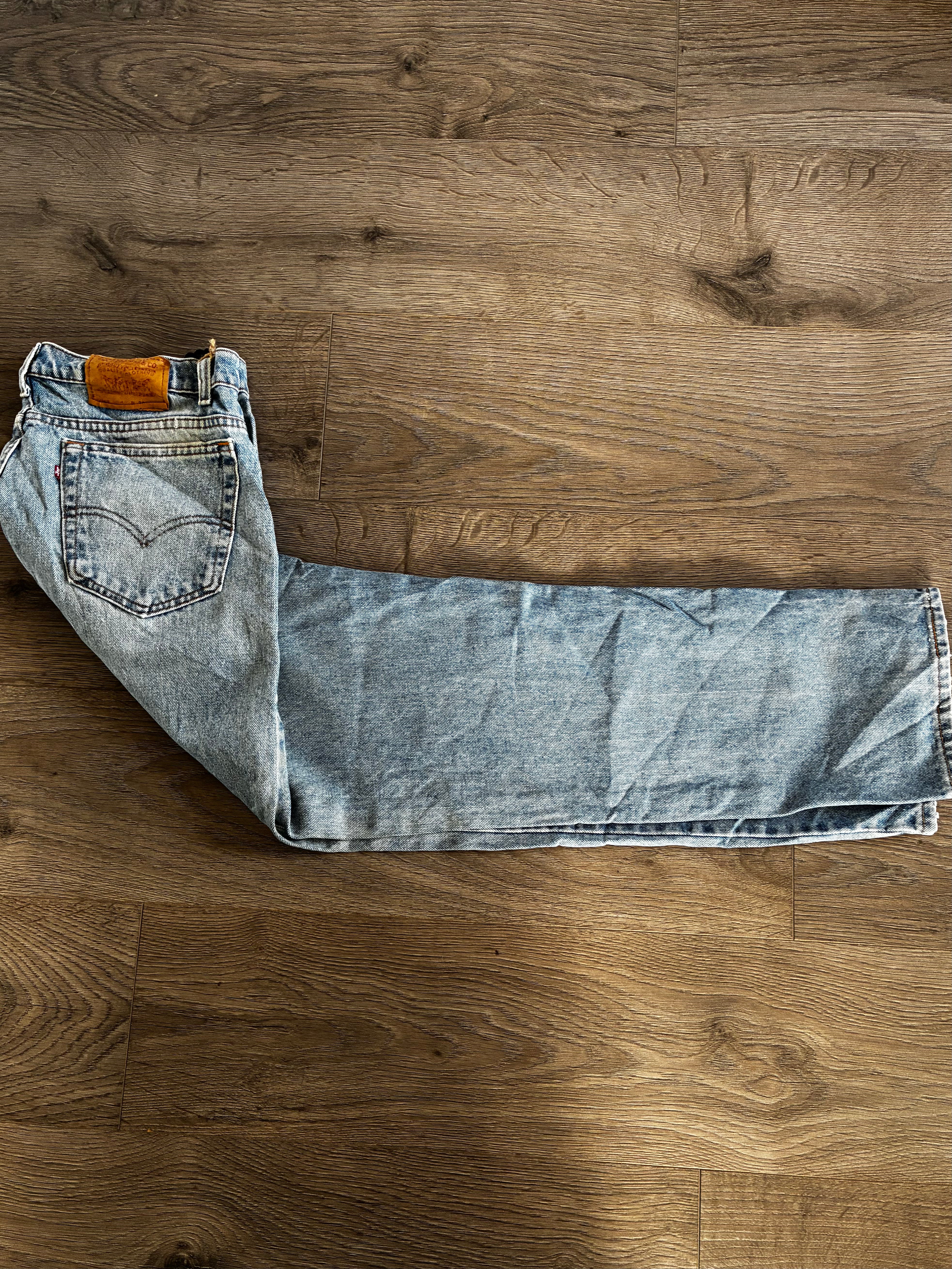 Vintage Levi's 505, Faded, Label - W36, L30, Actual Size - W36, L31.5