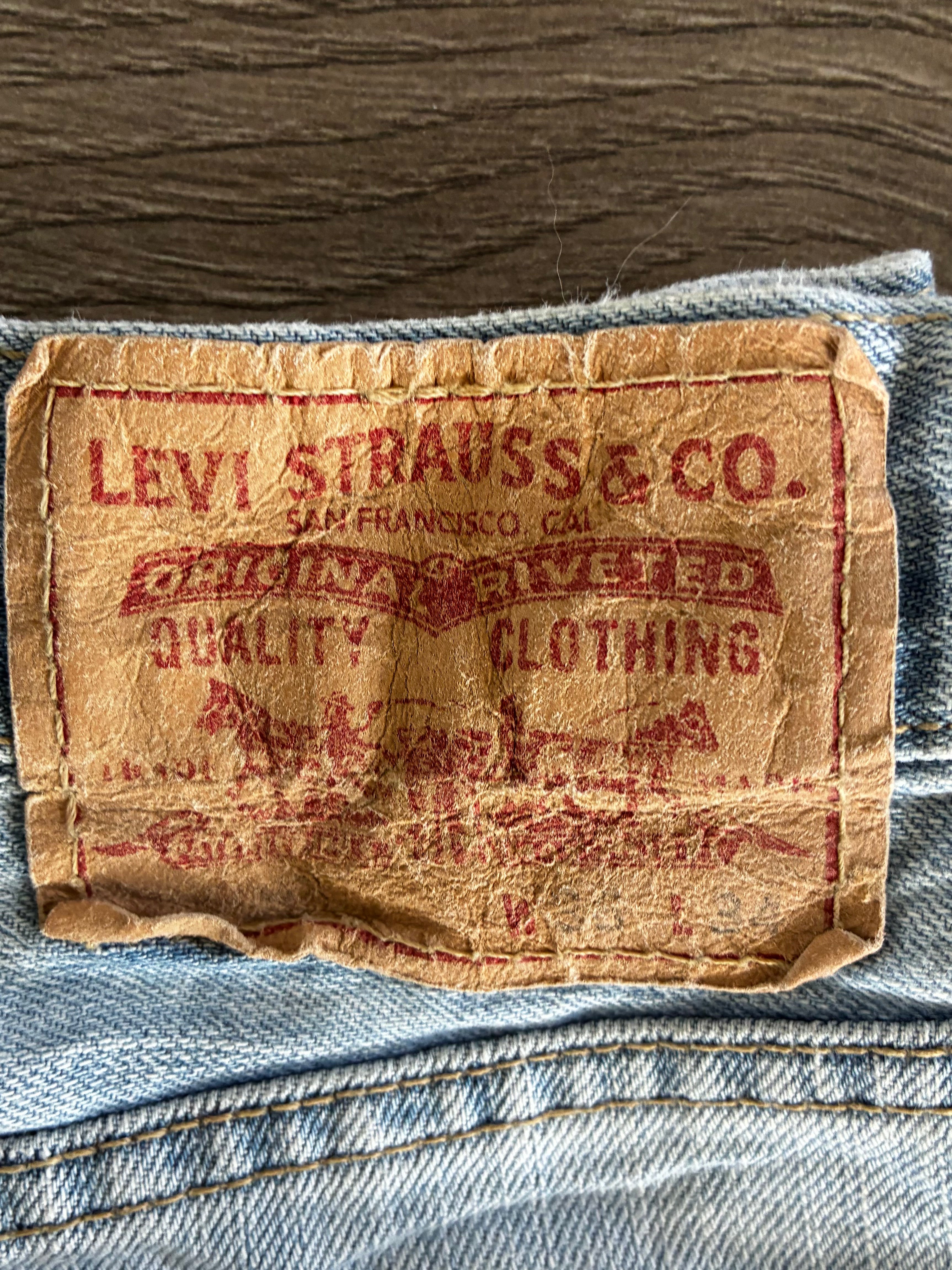Vintage Levi's 505, Faded, Label - W36, L34, Actual Size - W36, L35