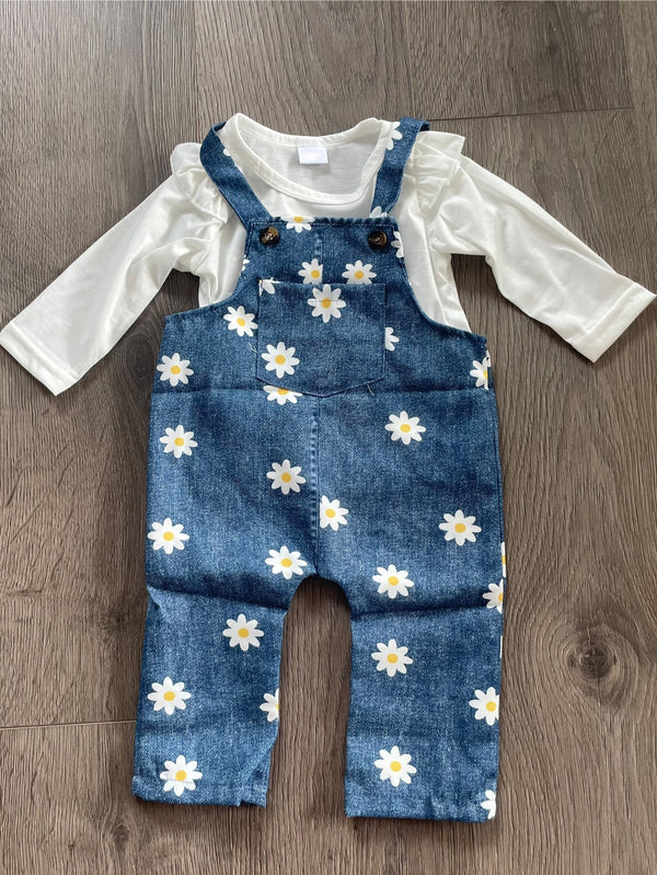 2 piece Daisy Dungaree set (6-9mths)