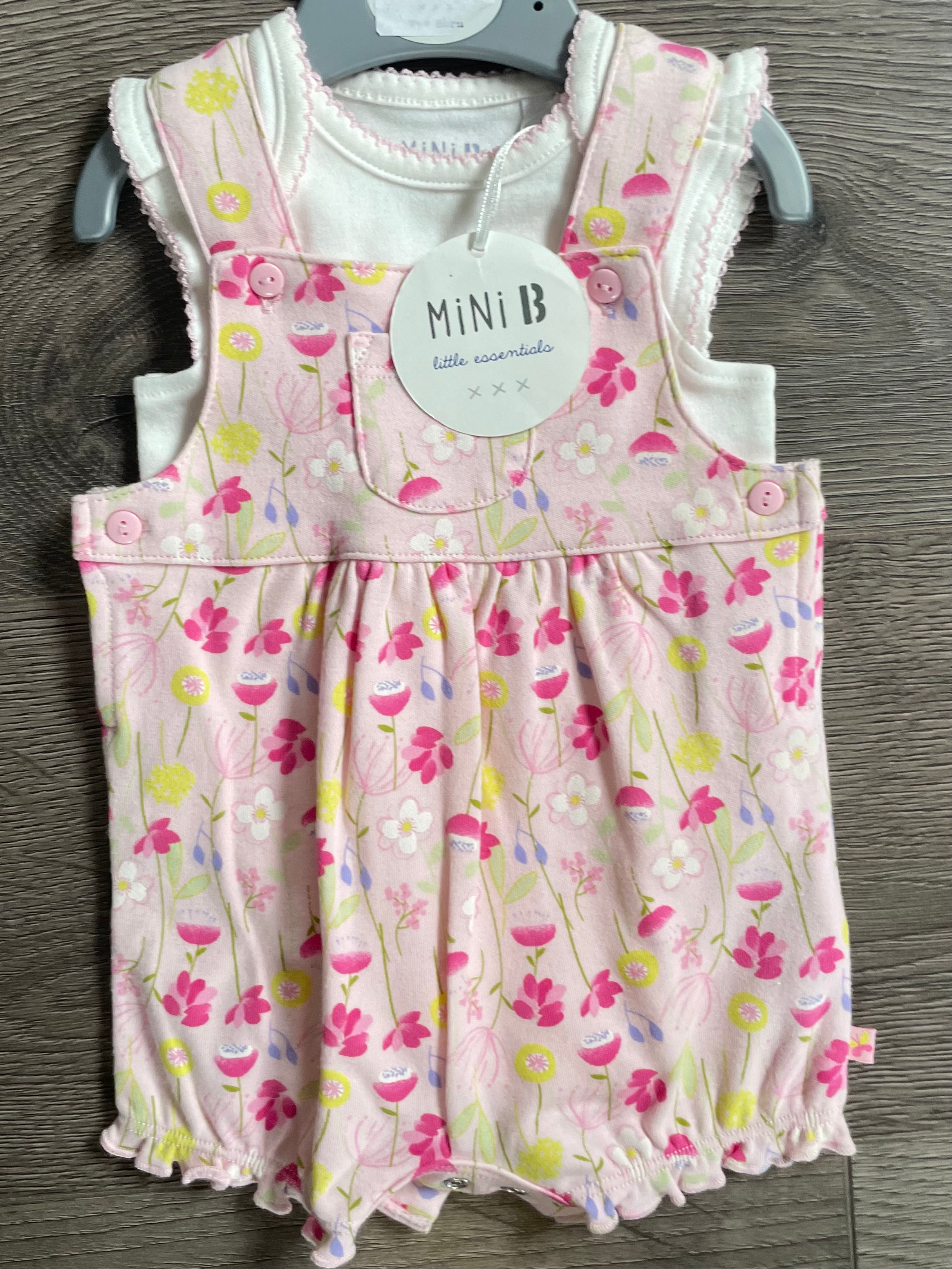 Flower Dungarees set (newborn)