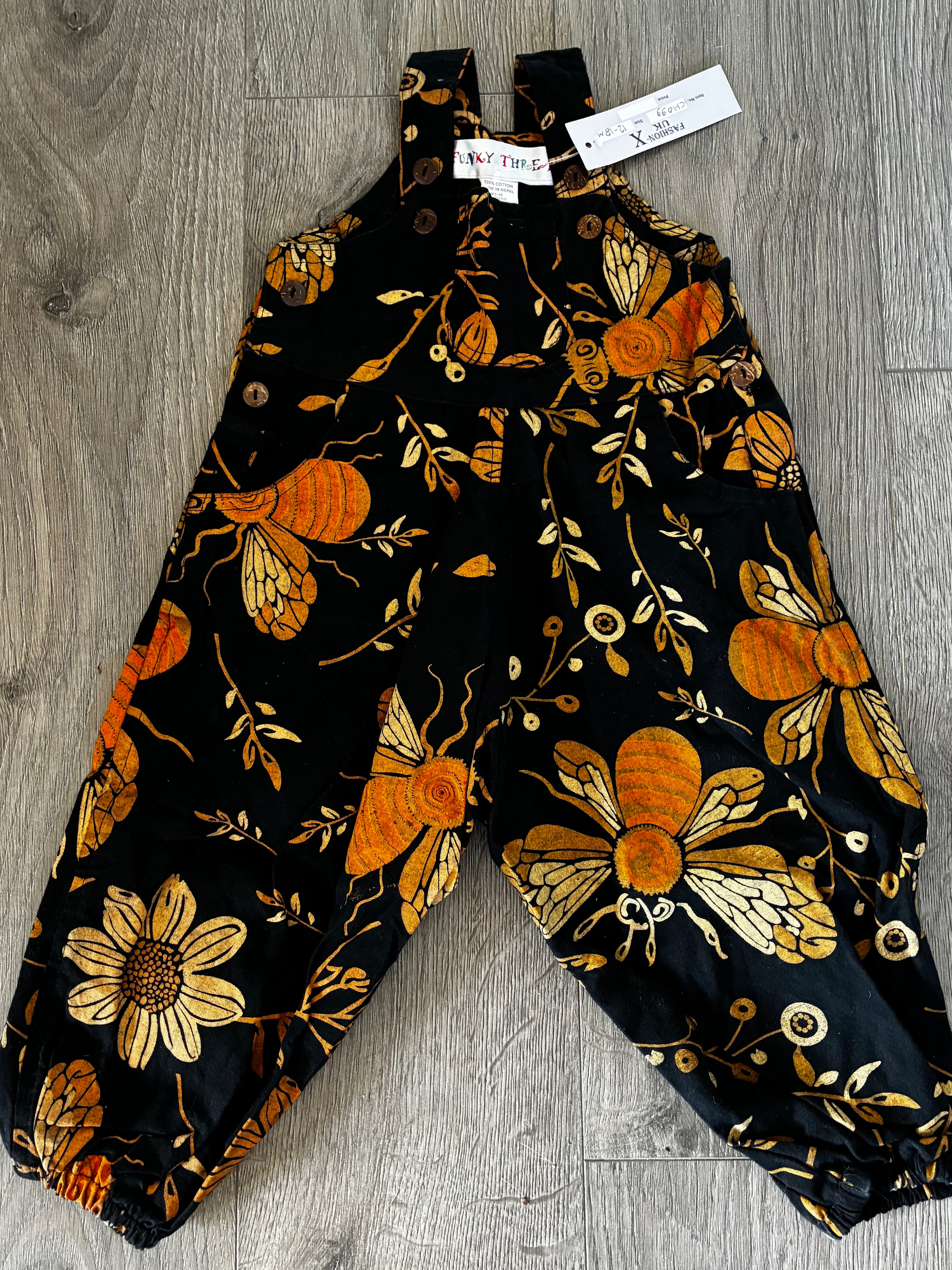 Bee Dungarees, (age 12-18mths)