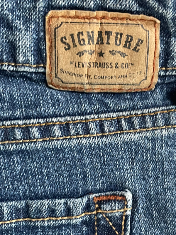 Vintage Levi's Mid Rise Bootcut, Blue, W32, L32