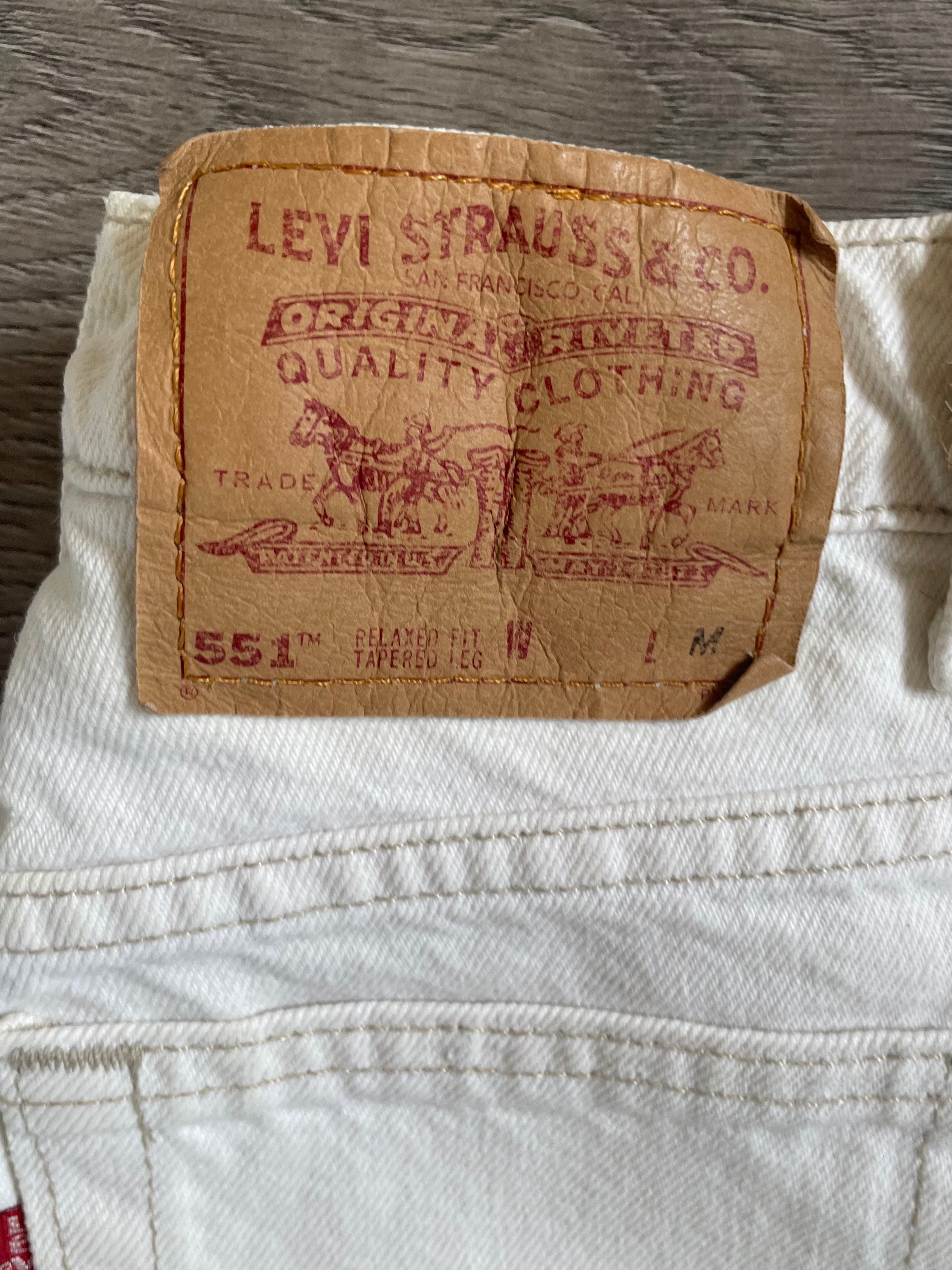 Vintage Levi's 551, White, W26, L31