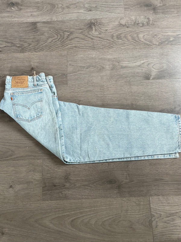 Vintage Levi's 550, Light Blue, Label - W38, L30 Actual Size - W38, L31