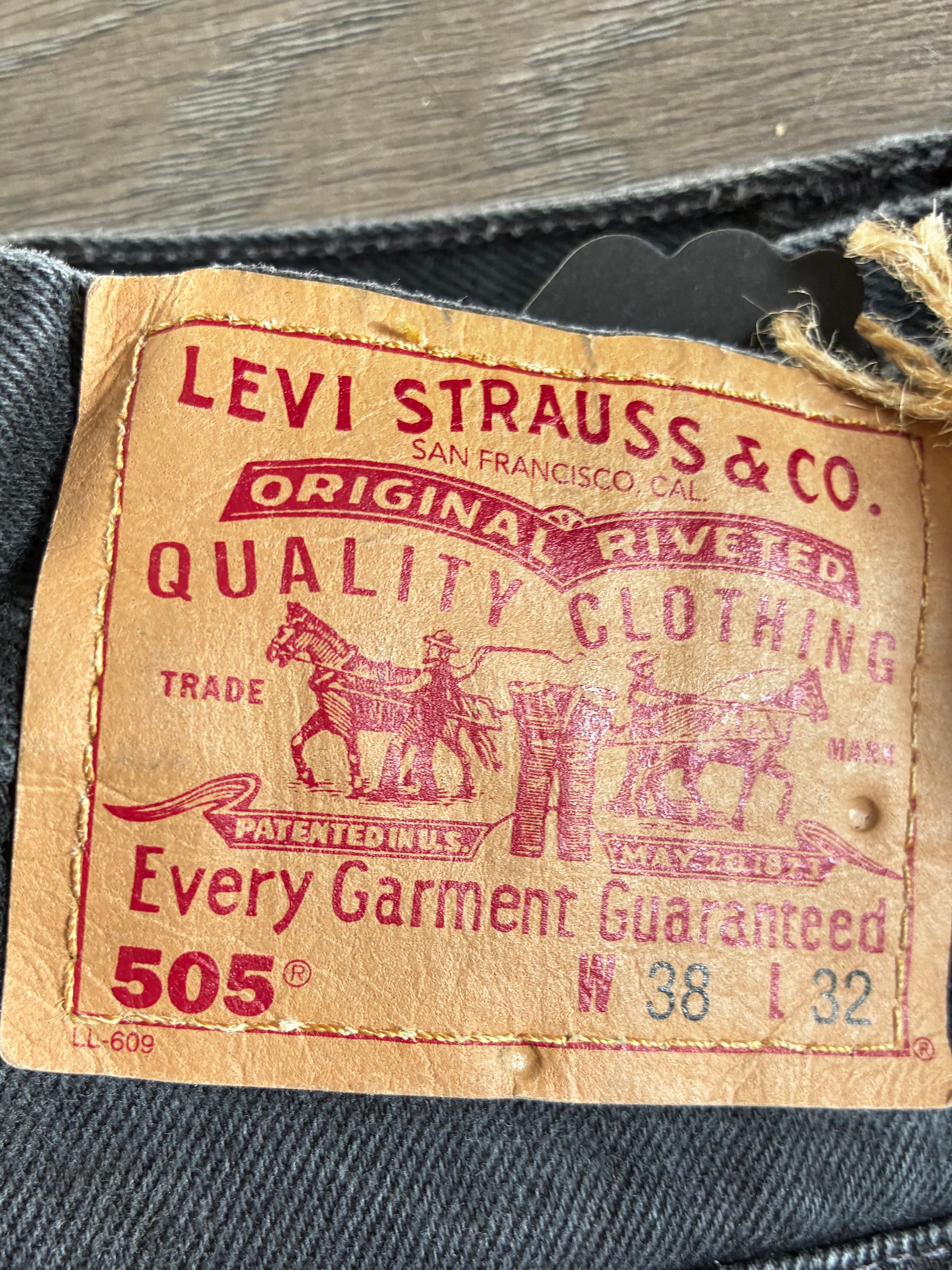Vintage Levi's 550, Black, W38, L32