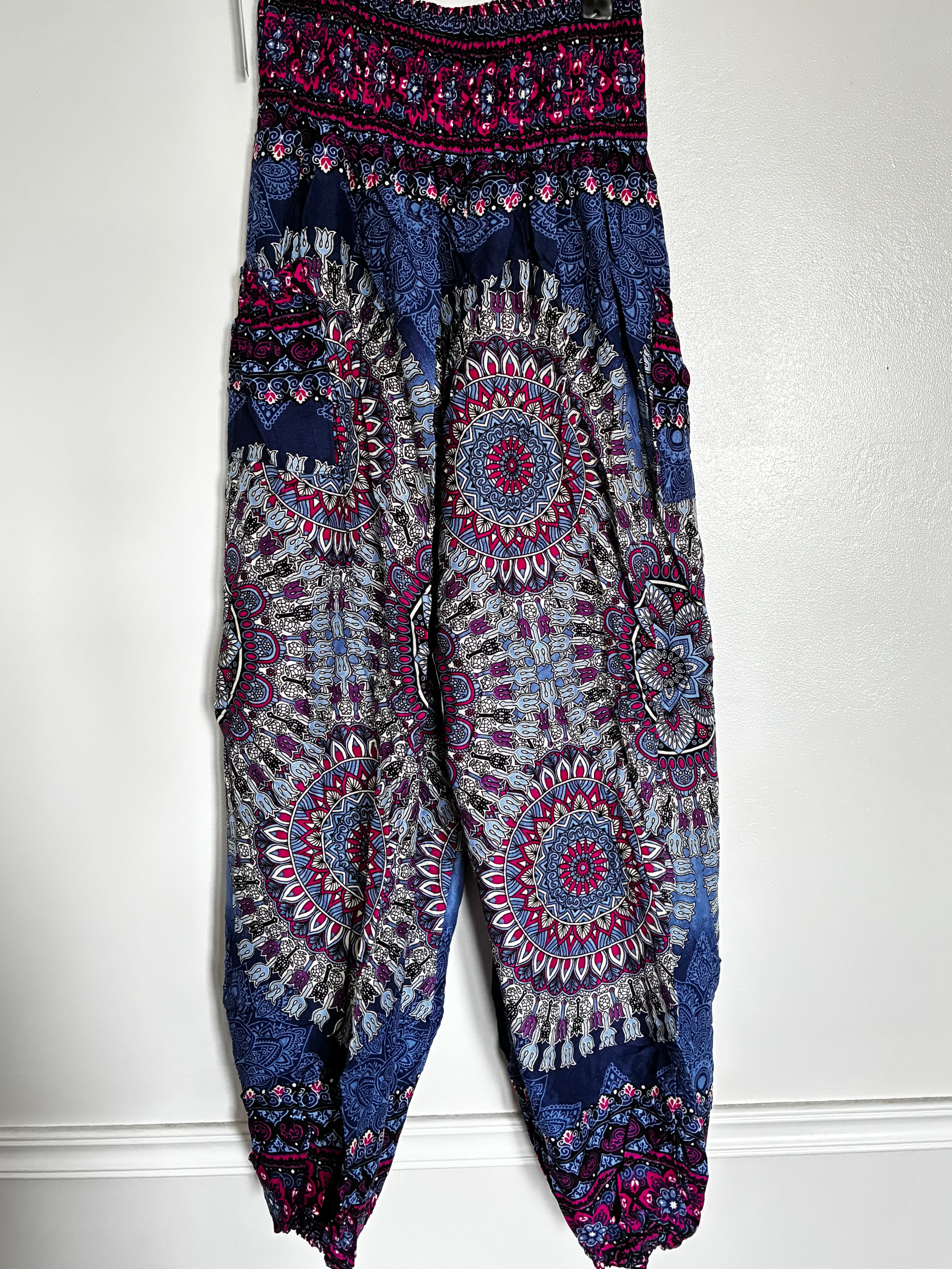 Pink/Blue Circles Harems