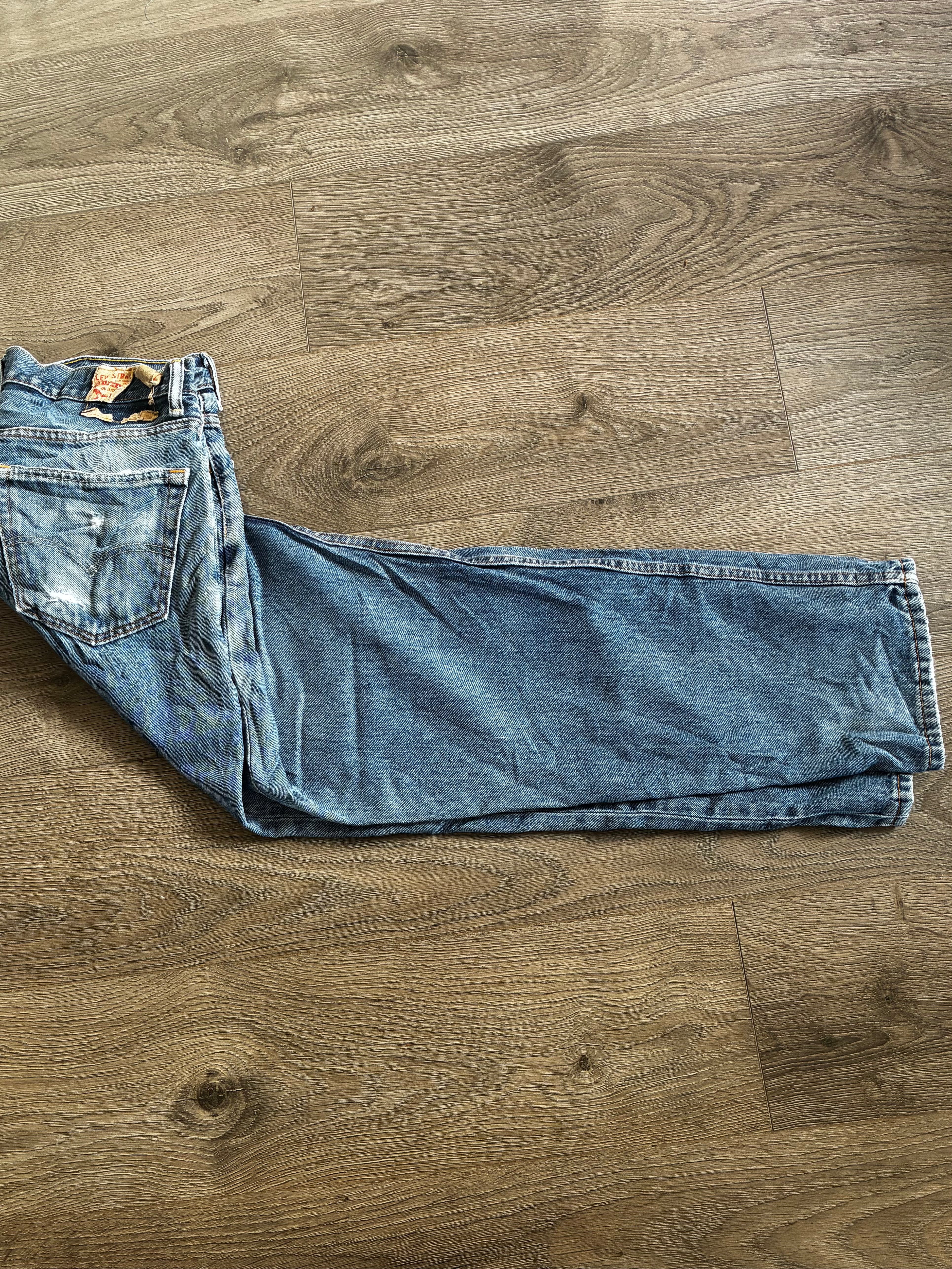 Vintage Levi's 550, Blue, W37, L32