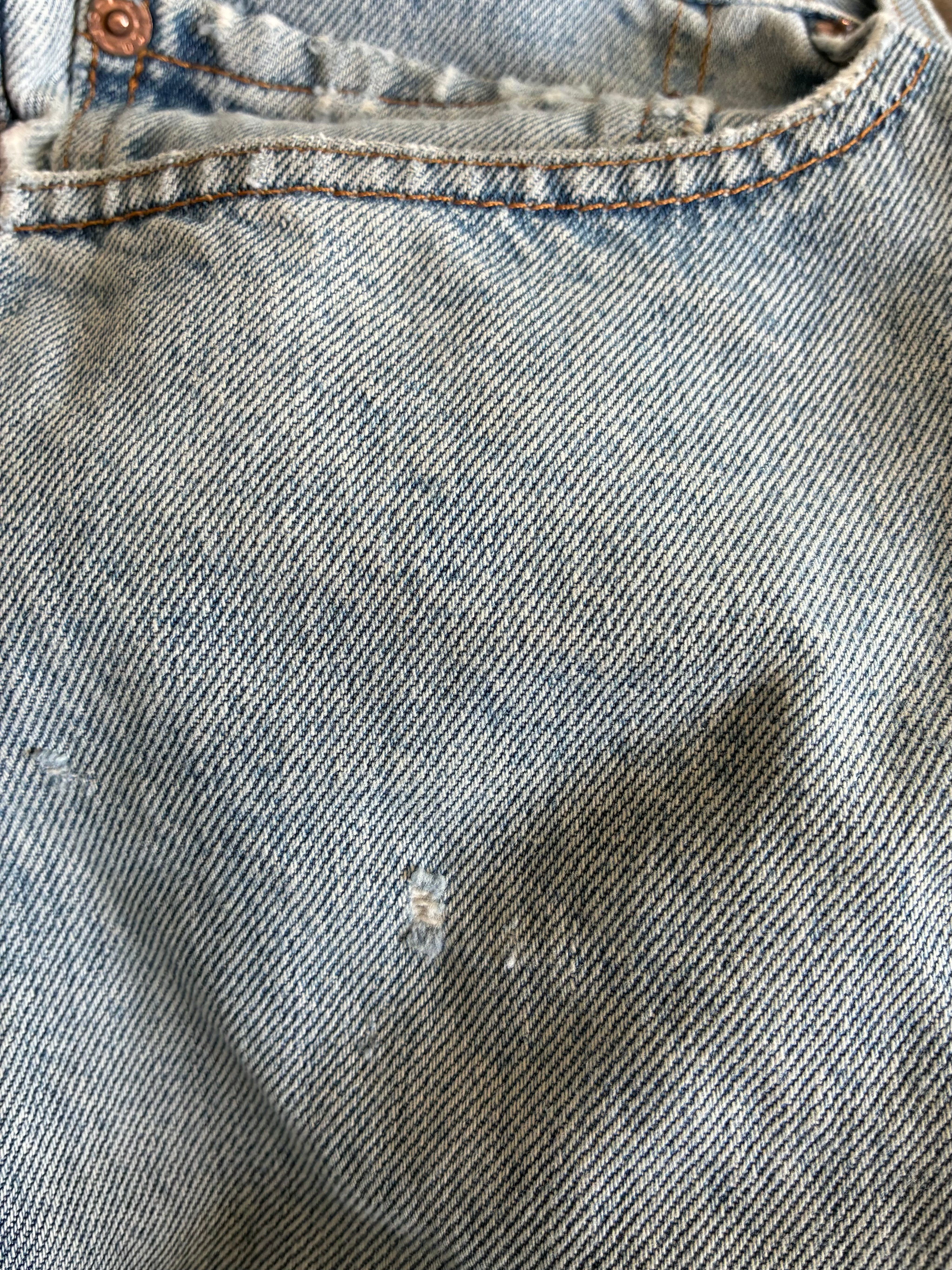 Vintage Levi's 505, Light Blue, Label - W33, L30, Actual Size - W33, L27