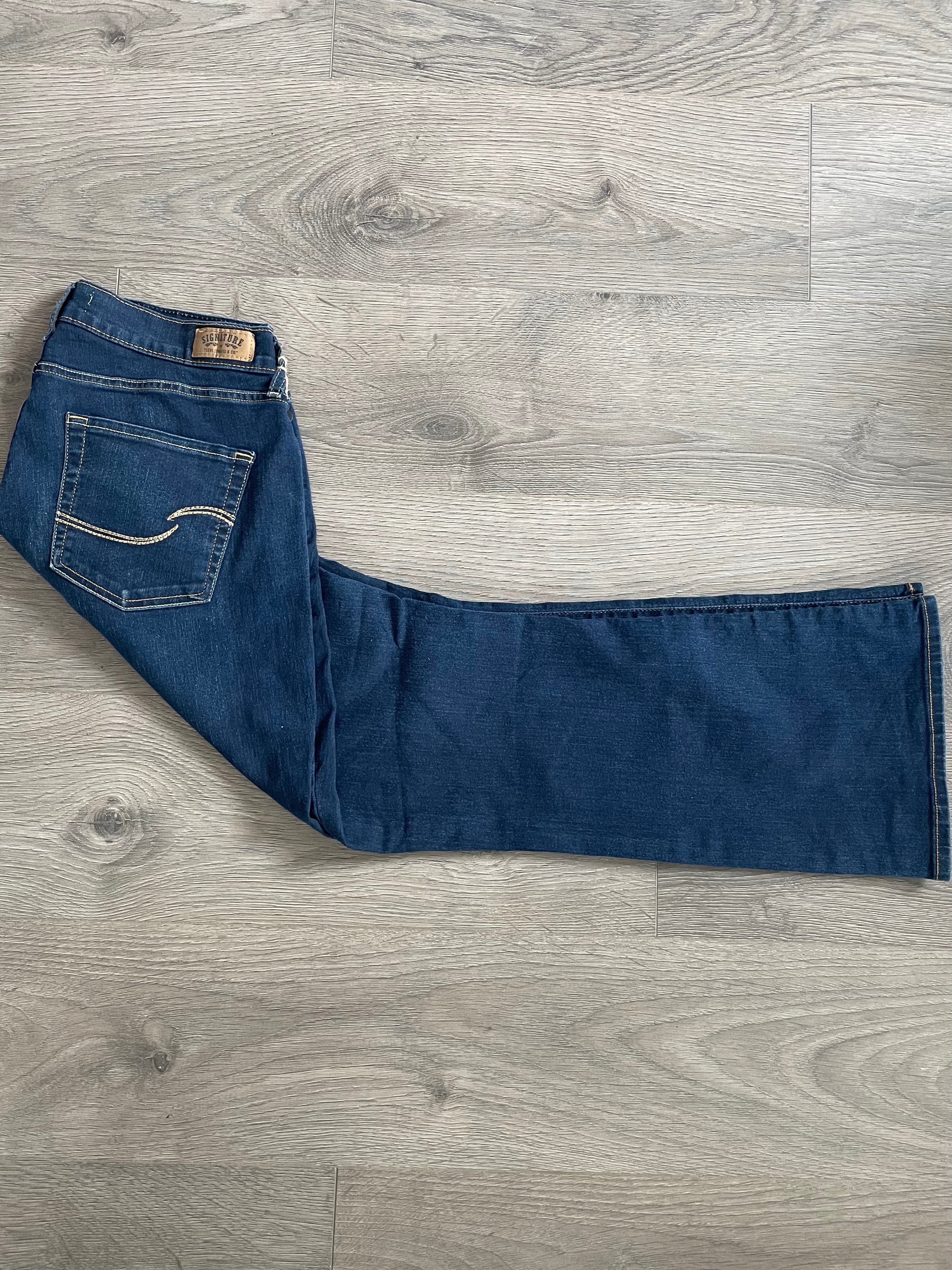 Vintage Levi's Curvy Bootcut, Dark Blue, W34, L30