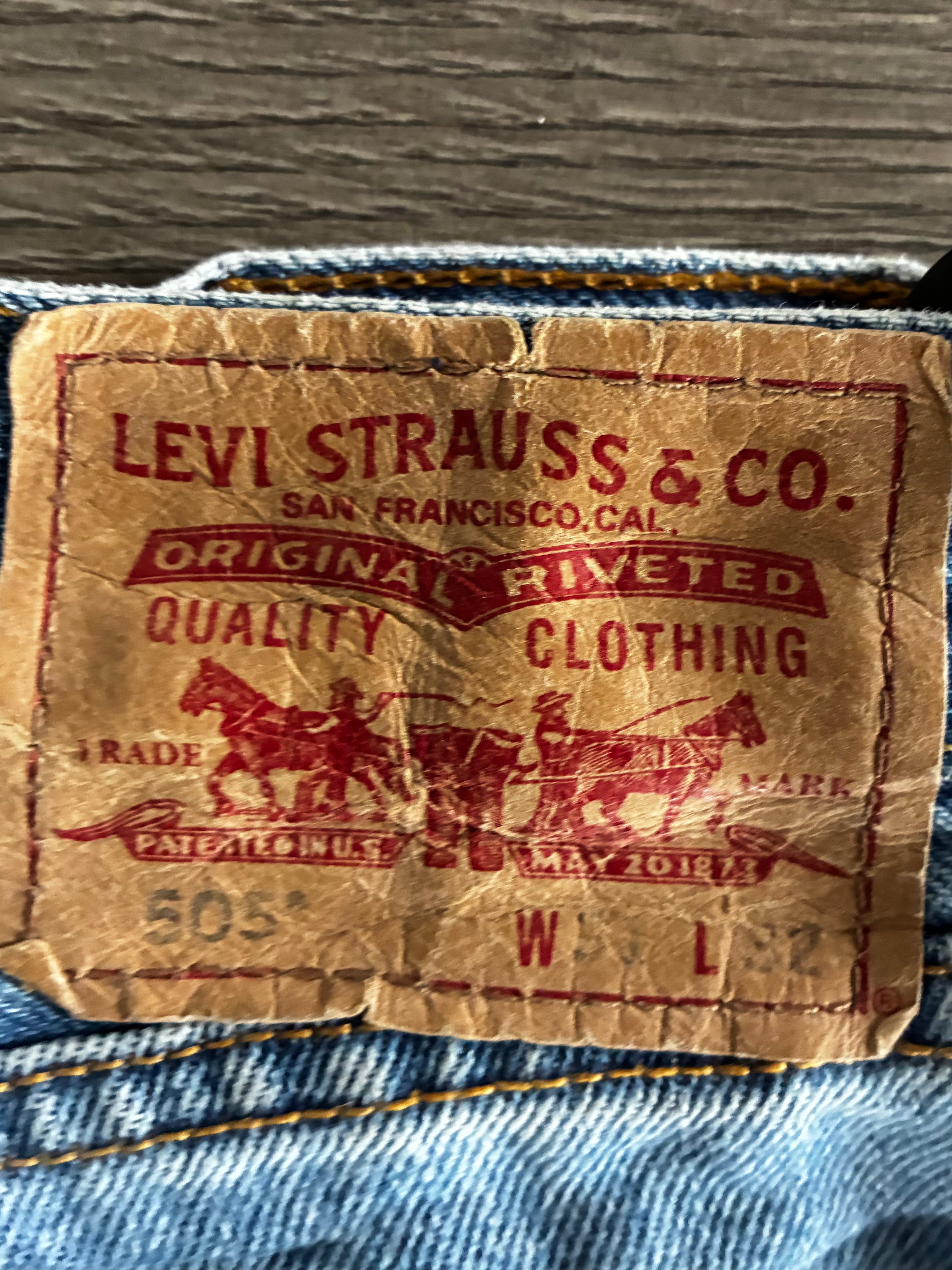Vintage Levi's 505, Light Blue, Label - W31, L32, Actual Size - W33, L32