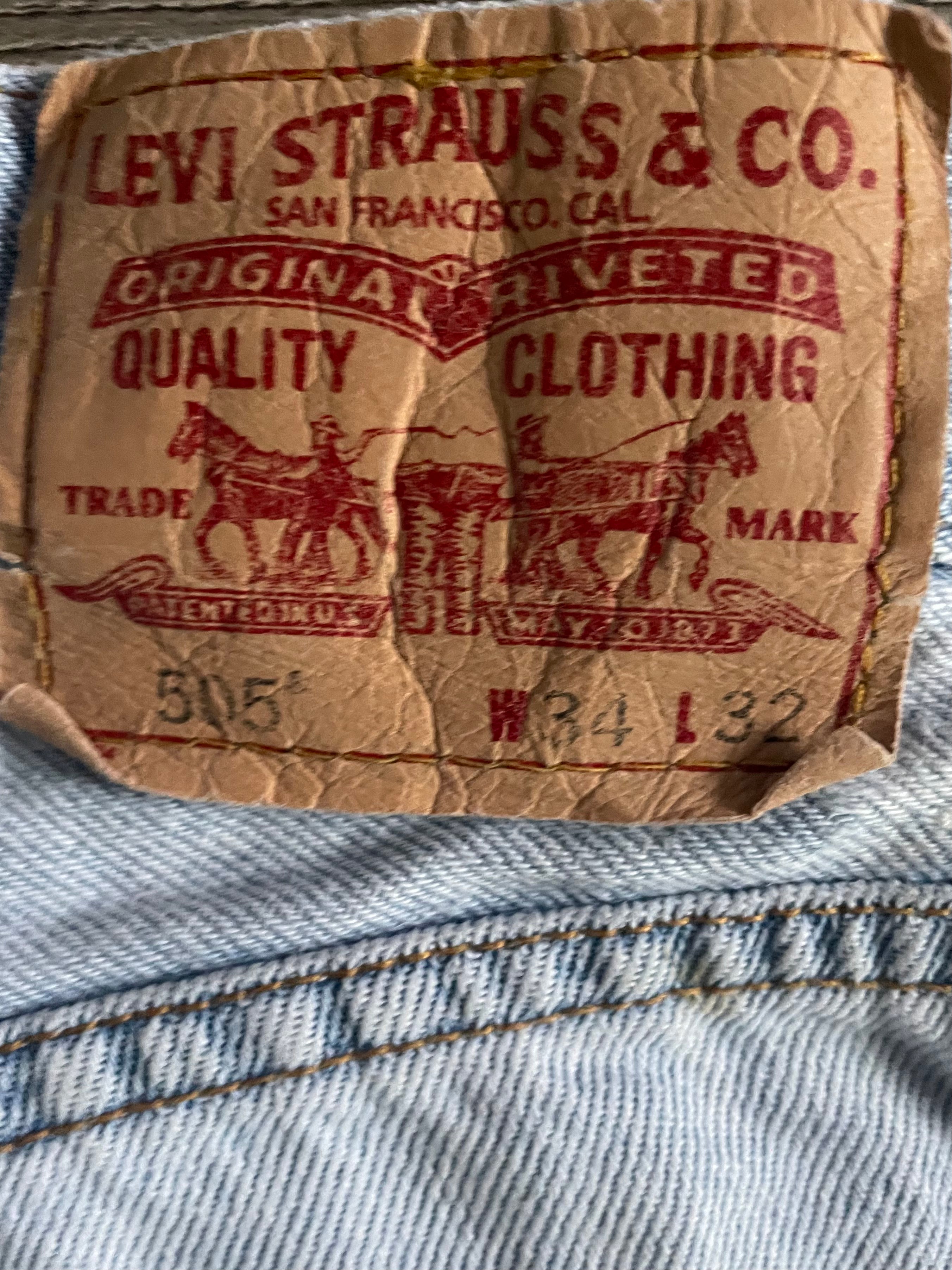 Vintage Levi's 505, Faded, Label - W34, L32, Actual Size - W34, L31