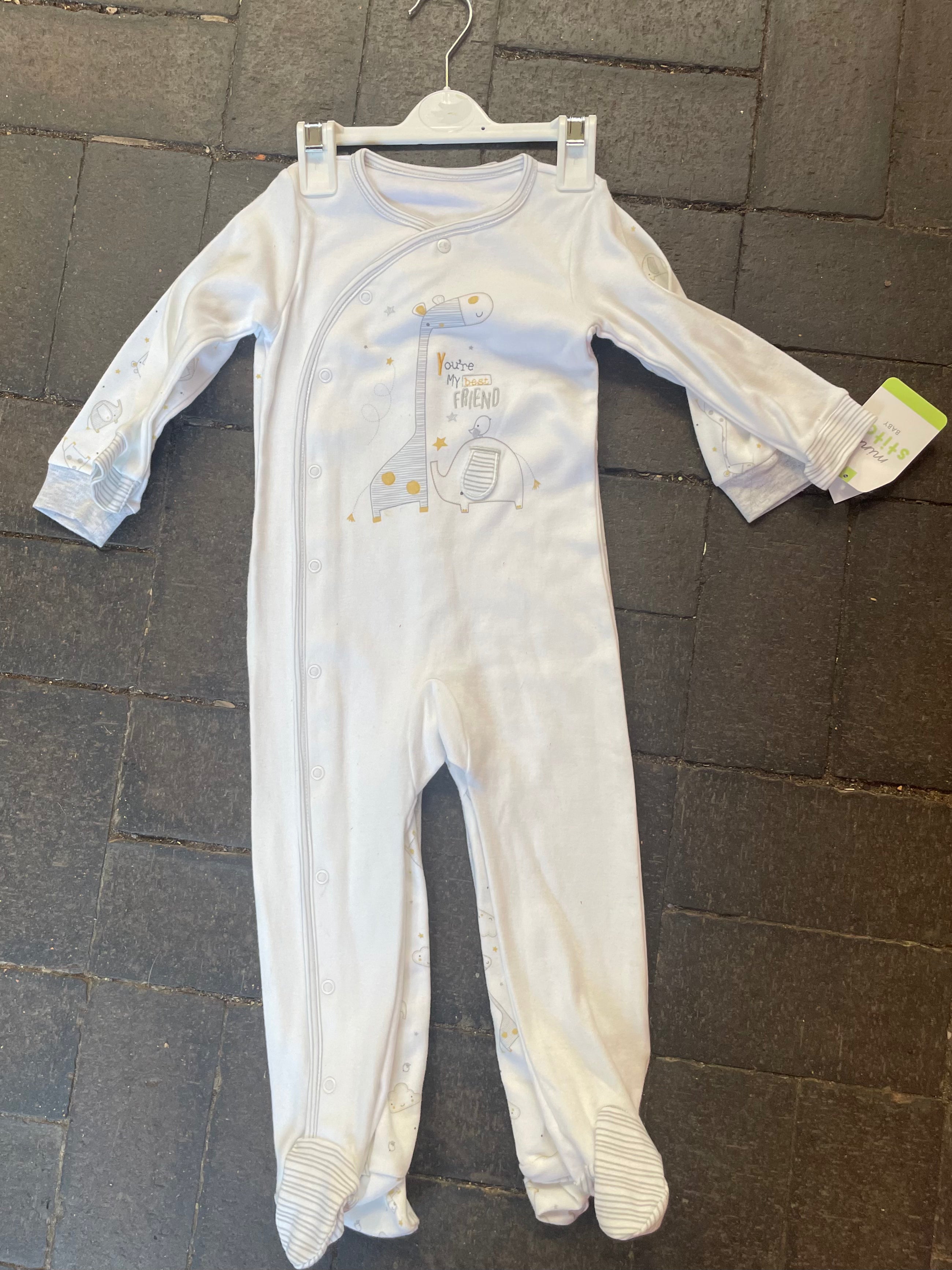 2 pack Romper set (9 months)