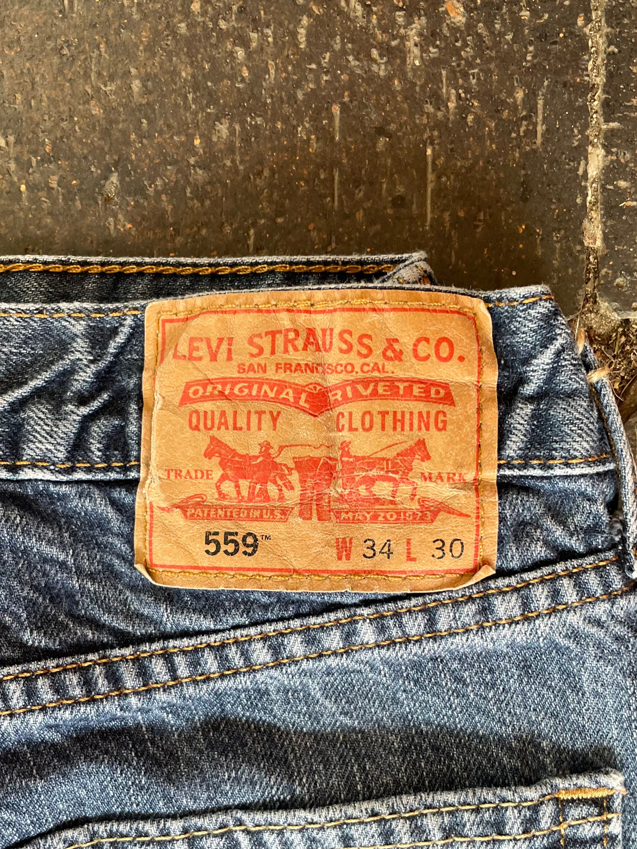 Vintage Levi's 559, Dark Blue Label - W34, L30, Actual Size - W33, L31