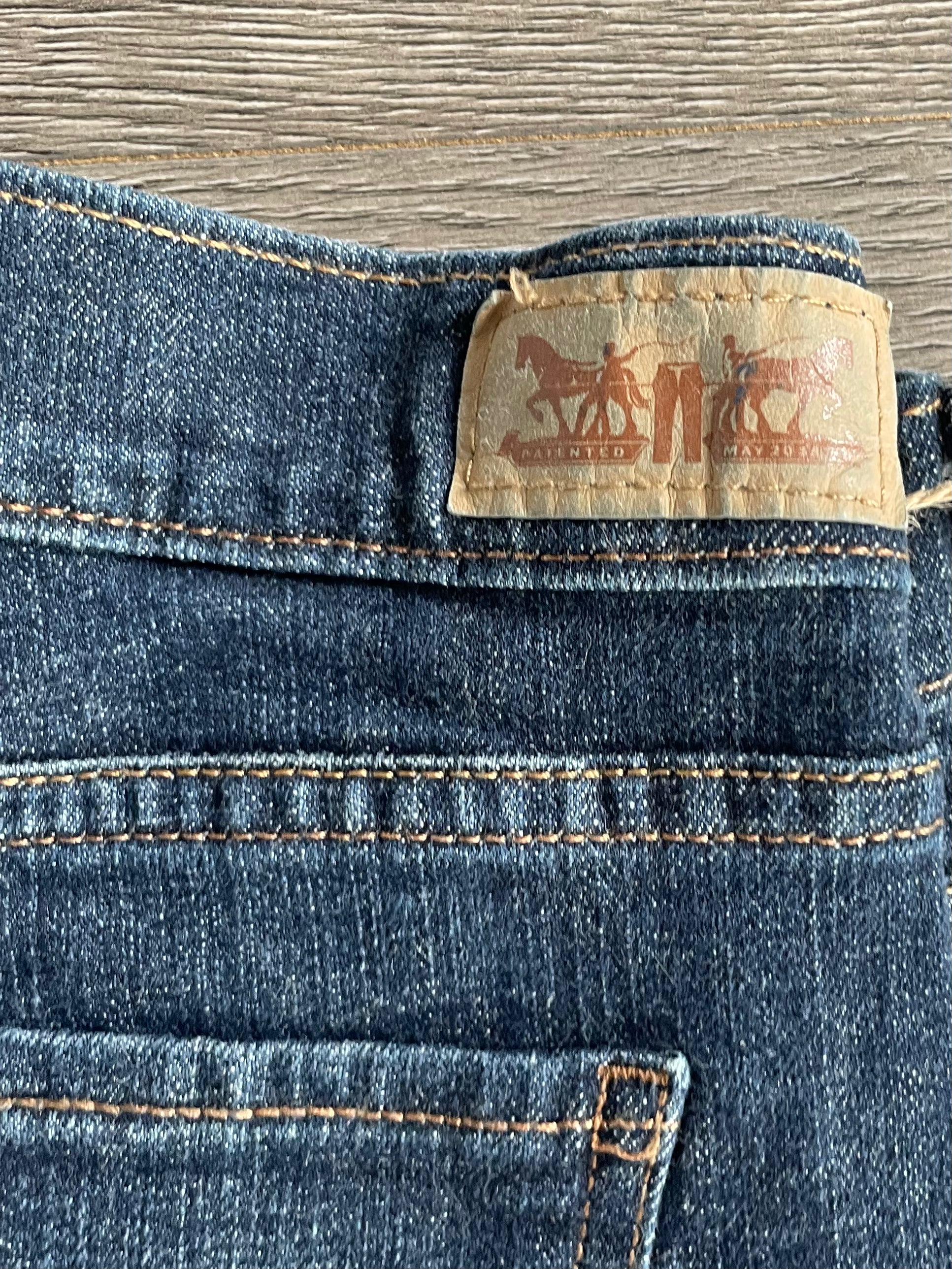 Vintage Levi's 515 Bootcut, Dark Blue, W33, L31