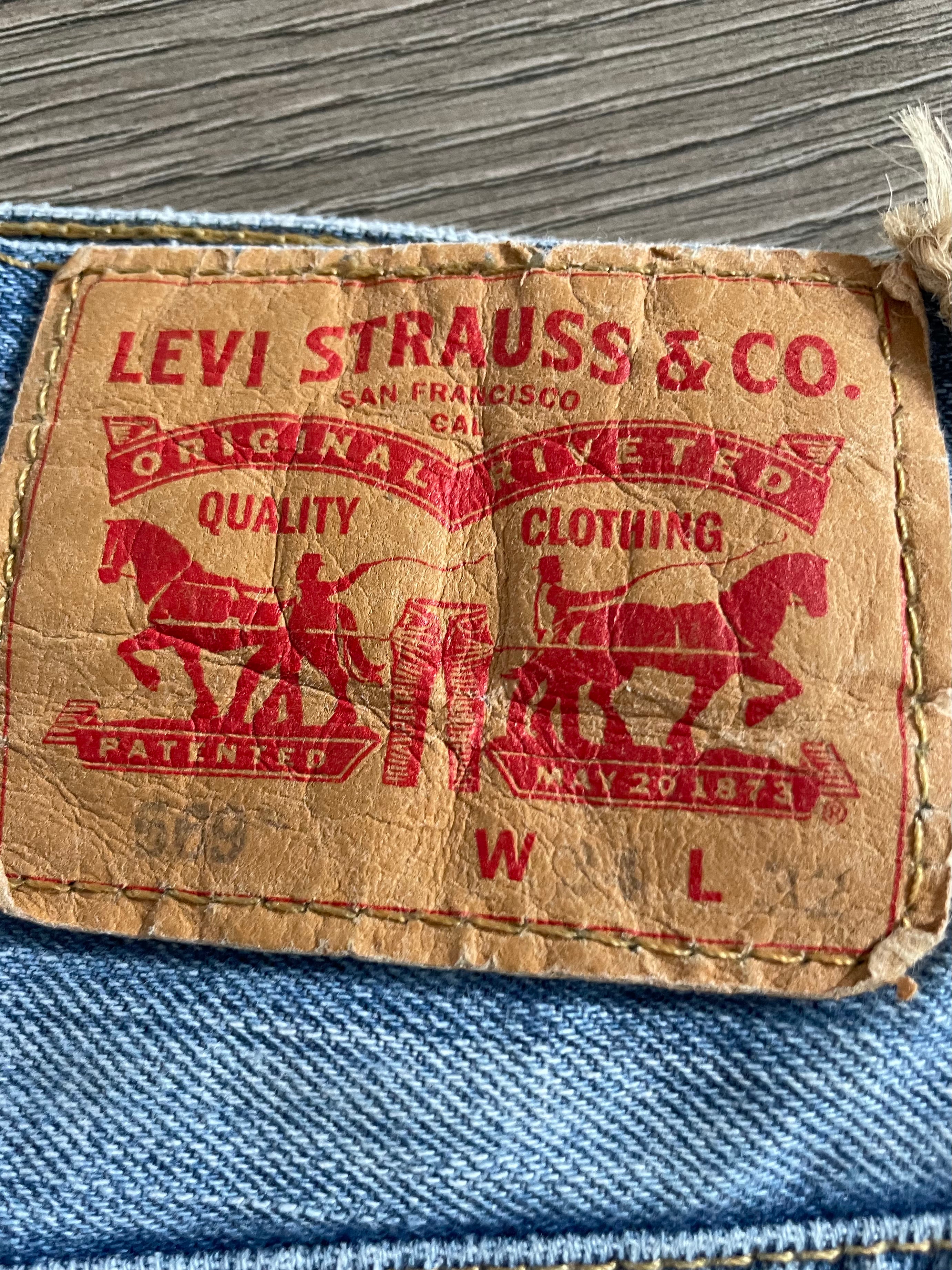 Vintage Levi's 569, Light Blue, W36, L32