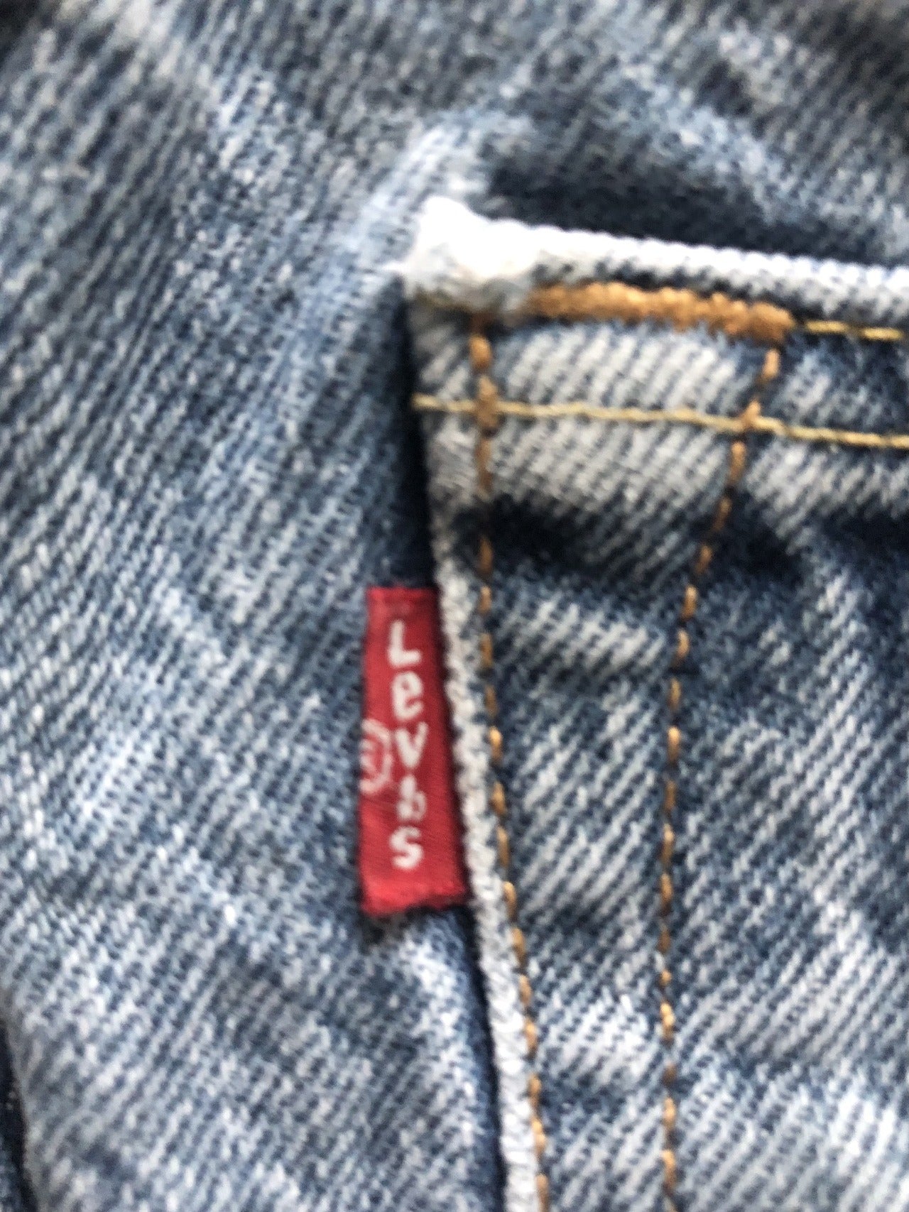 Levi's 37 clearance waist