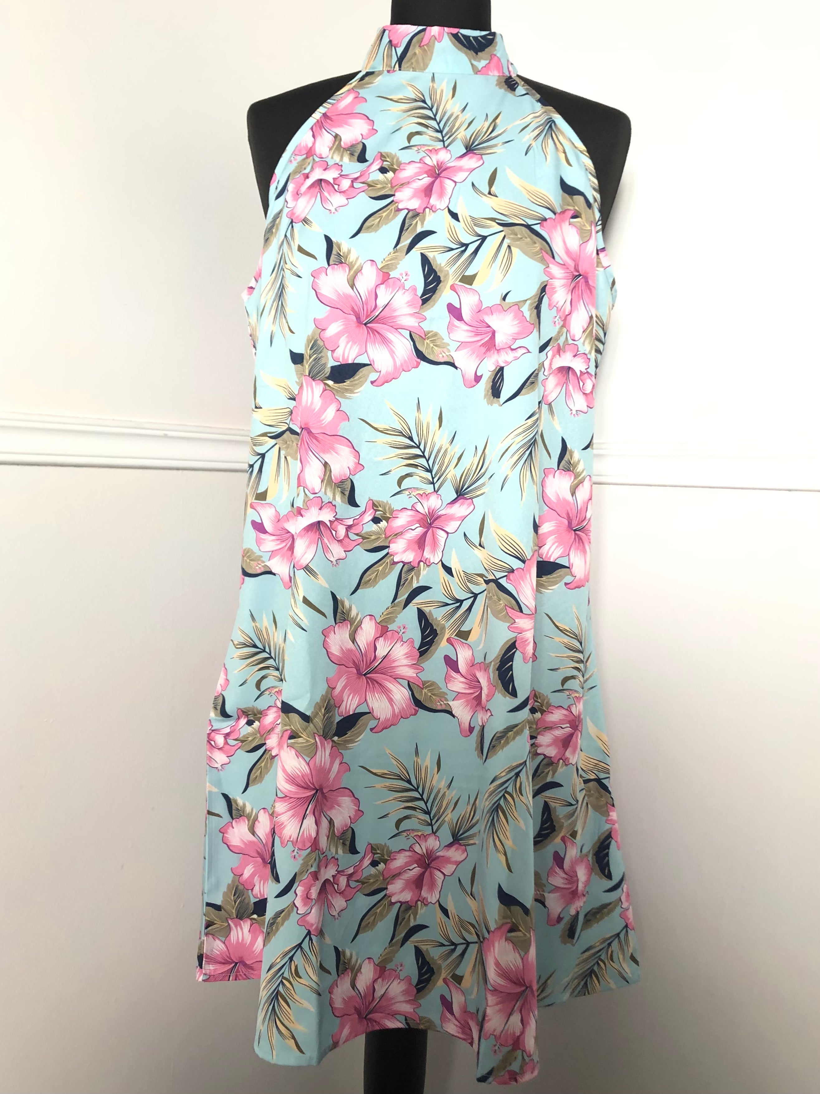 Turquoise Halter neck Flower Dress, Chest 42”